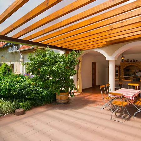 Vamosi Vendeghaz アパート *