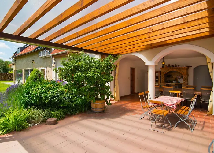 Vamosi Vendeghaz Daire *